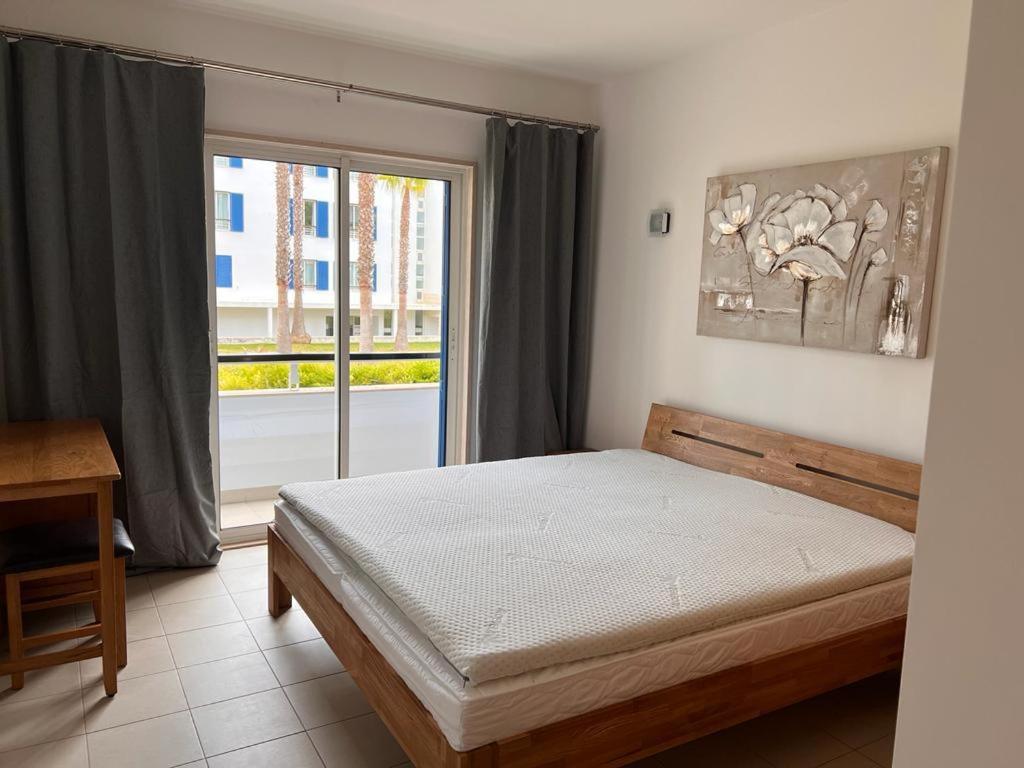 Angies Marina Apartment, Includes 2 Free Passes For The Marina Pool 라고스 외부 사진
